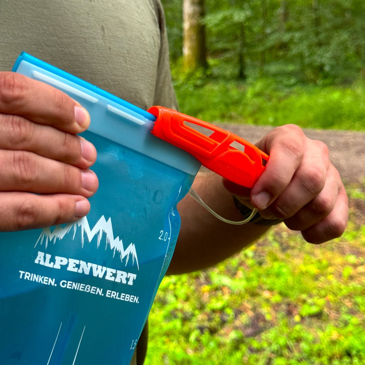 Trinkblase mit Trinkschlauch – BPA - frei, ultraleicht & robust - ALPENWERT